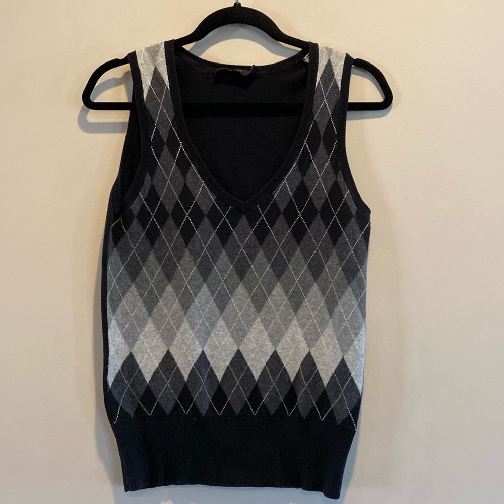 The Limited black/gray/white argyle sweater vest
